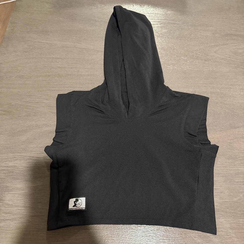 Celestial Bodiez Black hooded crop top, Size large